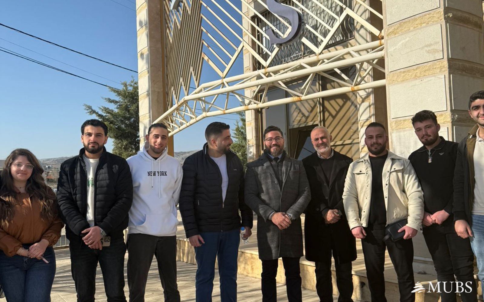 From Idea to Impact: Entrepreneurship in the Digital Era